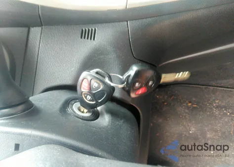 2010 Toyota Matrix из США, поврежденный, VIN 2T1KU4EE4AC480821